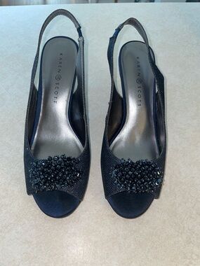 Karen Scott Black Beaded Peep-Toe Slingback Heels size 8